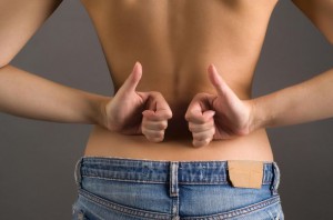 убрать жировые  отложения на спине